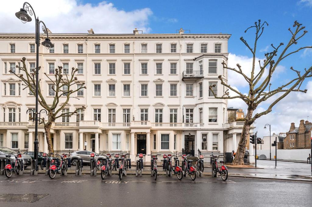 Apartamento 2br Flat In The Heart Of South Kensington *